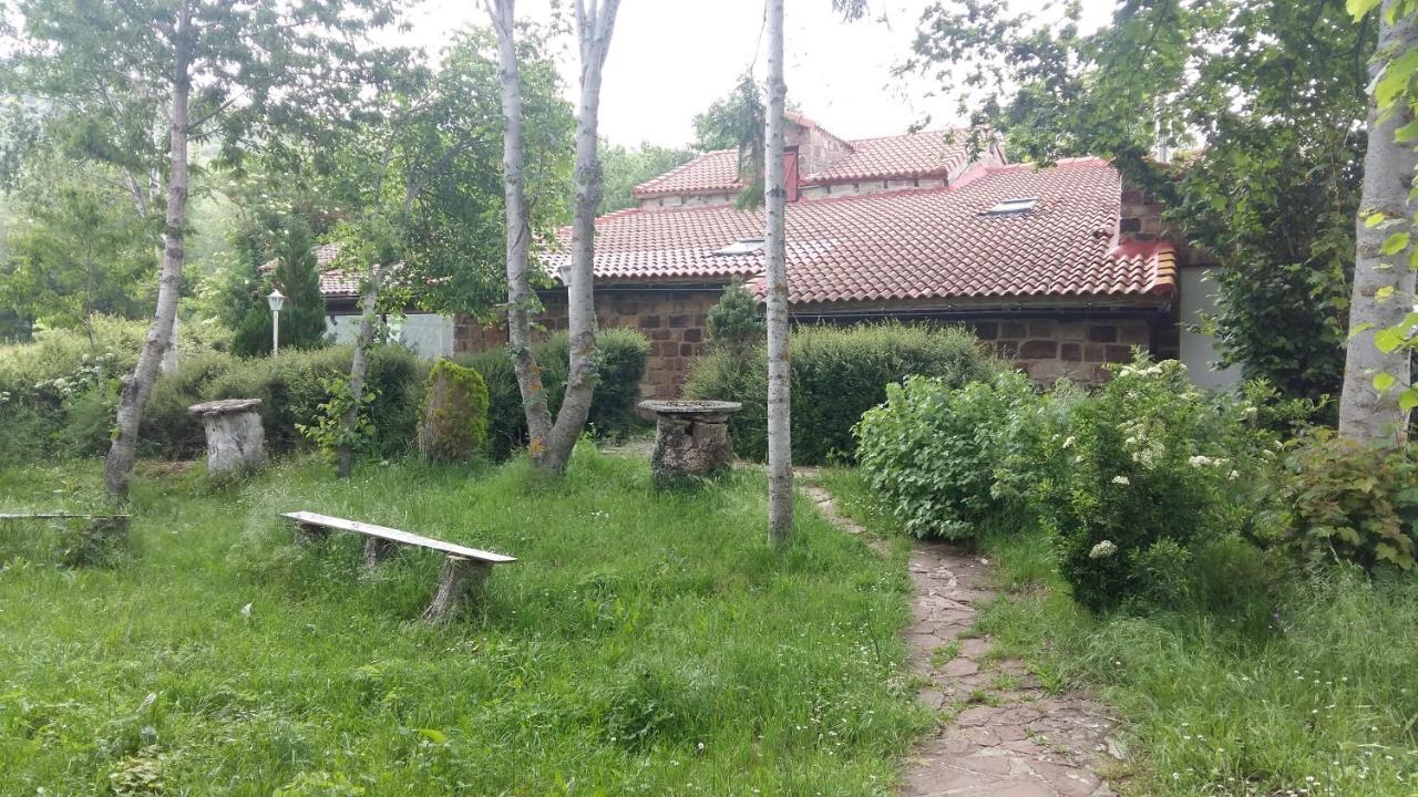 Гостьовий будинок Centro Jardin Mandala Valberzoso Екстер'єр фото